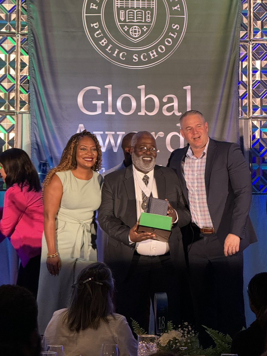 This evening our own Dr. Scott Ferguson was celebrated at the FCPS Global Award ceremony as the 23-23 Success Academy Campus Teacher of the Year. We appreciate his dedication and service to our students and Golden Eagle family. Congratulations Dr. Ferguson 🥳!! #IAmSuccessLex
