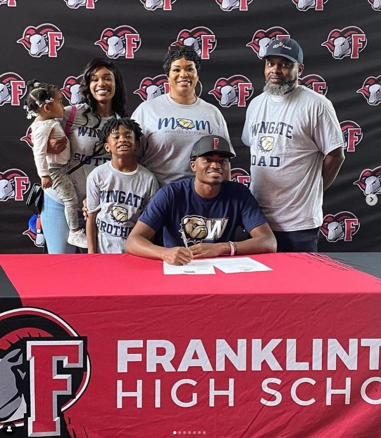 FranklinCoNews's tweet photo. National Signing Day! Congrats to Damon Miller  (DeeJayy)on signing with @wingatefootball! https://t.co/QTlMcxRH3k https://t.co/DfADzJl2sB