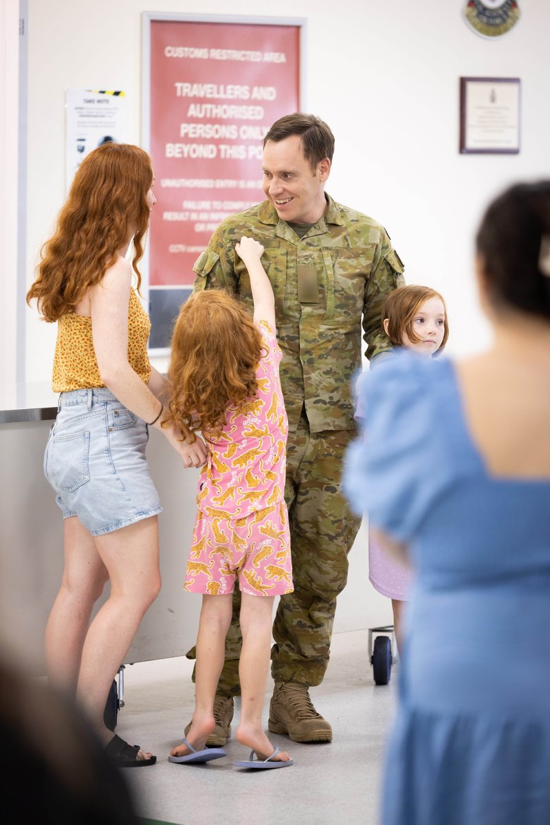 This National Families Week we want to say thank you 🤗 
 
We recognise all the sacrifices made by our #AusArmy and ADF families. We couldn’t do what we do without your love and support. ❤️ 

📸 CPL Jonathan Goedhart/ WO2 Kim Allen/ CPL Nicole Dorrett