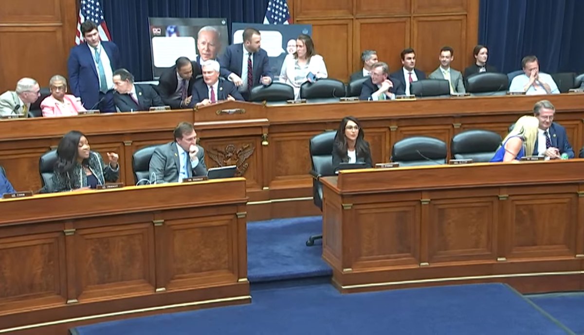 👀 At tonight’s House Oversight hearing, Marjorie Taylor Greene made a derogatory comment about Jasmine Crockett and “false eyelashes.” Then the committee erupted. AOC trashed MTG, demanded an apology (MTG refused); then demands for clarifications on whether personal attacks are