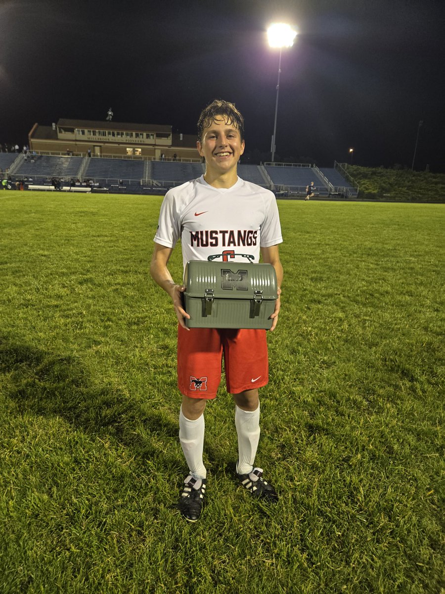 George gets the pail. Ben passes the pail to Goerge for leaving everything on the pitch. <a href="/MHSSports121/">Mustang Athletics</a>