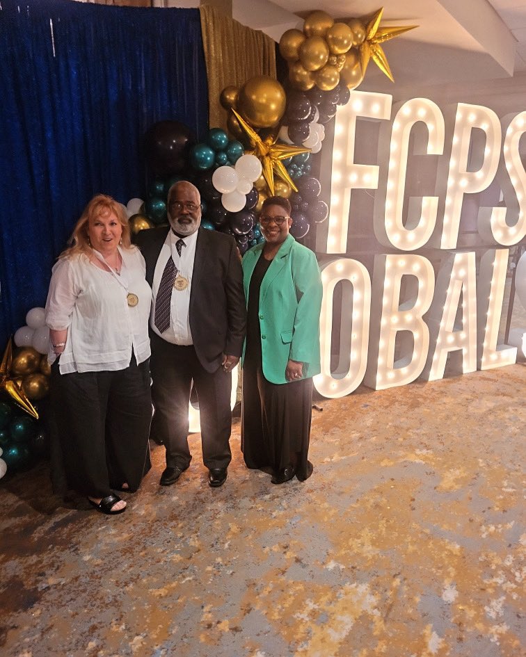 This evening our own Mrs. Debra Quinn-Brown was celebrated at the FCPS Global Award ceremony as a secondary PBIS honoree. 

Dr. Scott Ferguson was celebrated as the 23-23 Success Academy Campus Teacher of the Year. 

Congratulations to them both 🥳!! #IAmSuccessLex
