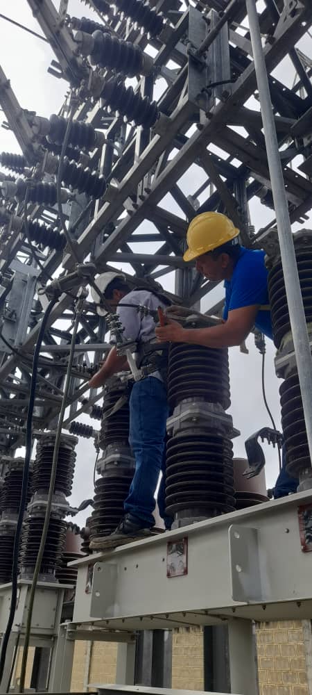 ⚡️ 𝕄𝕠𝕟𝕒𝕘𝕒𝕤 En la línea Maturín - Jusepín a 115 kV, cuadrillas efectuaron mantenimiento preventivo para garantizar confiabilidad del servicio