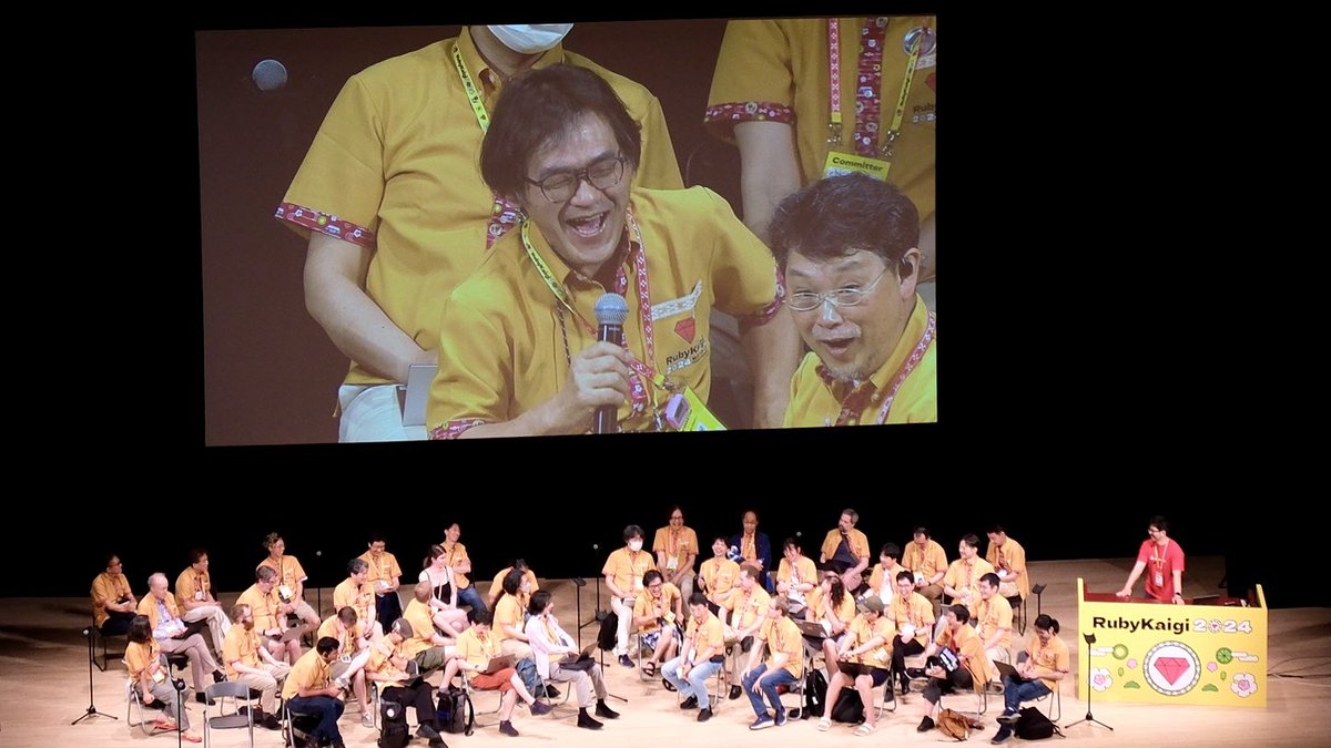 「・・・それは Matz のせいでしょ」の瞬間😊
#rubykaigi 

熱い議論いいね！👍