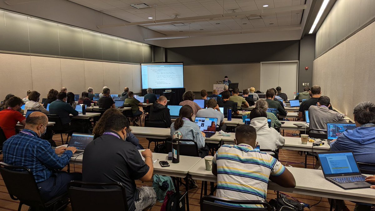 SadeeqAkintola's tweet image. Days 1 &amp;amp; 2 of #PyConUS24 have been nothing short of fantastic! So many workshop options with high quality content to pick from.

I also got to connect with many black Pythonistas. Looking forward to the conference sessions &amp;amp; key announcements during the Keynotes. #PyConUS #Python