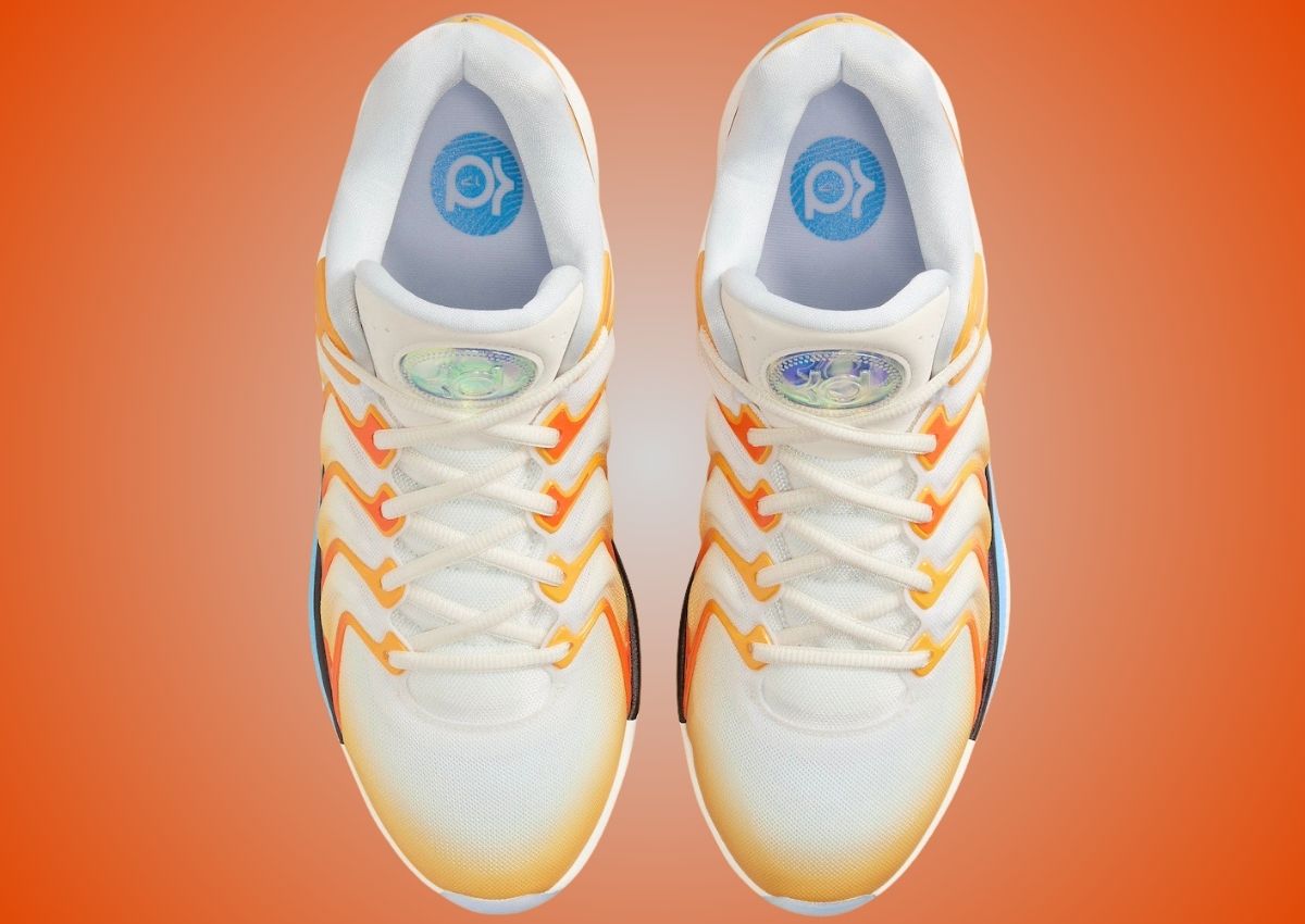 SneakerFiles.com tweet media