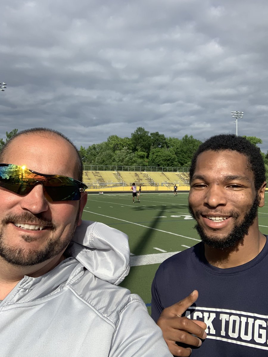 Another day in MD, another Hawk. Great to see @DamesW42 on his home field at Oxon Hill. #BCM