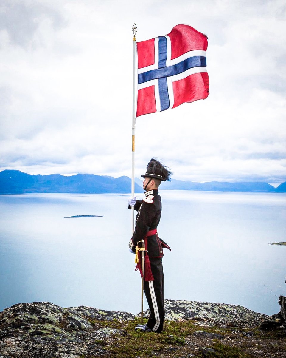 Retweet to join us in celebrating our Ally 🇳🇴 Norway on its Constitution Day! 

@NorwayNATO 🤝 #WeAreNATO