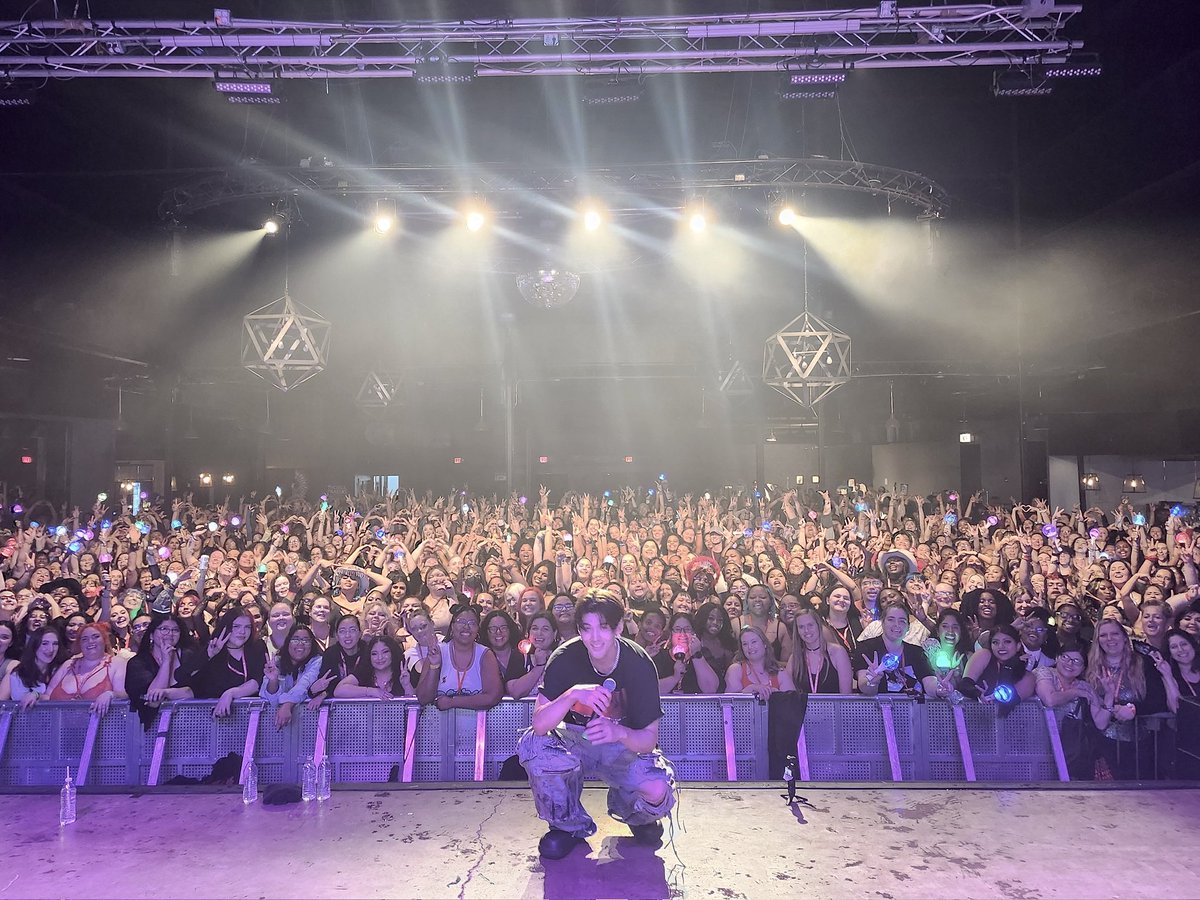 ✨ Reliving the magic from last night's incredible concert! 🎶 
Thank you Dallas for all the unforgettable moments 
from BM's electrifying performance. Where are you in the crows?👀

#BMLiveinDallas #BMFirstTour #ATAP #BM1stUSTour #BMxKONNECTD #HIDDENKARDAfterDark #KpopAfterDark