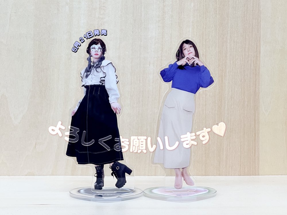 恐山シスターズ アクリルスタンド（ランダム封入） | オモコロストア