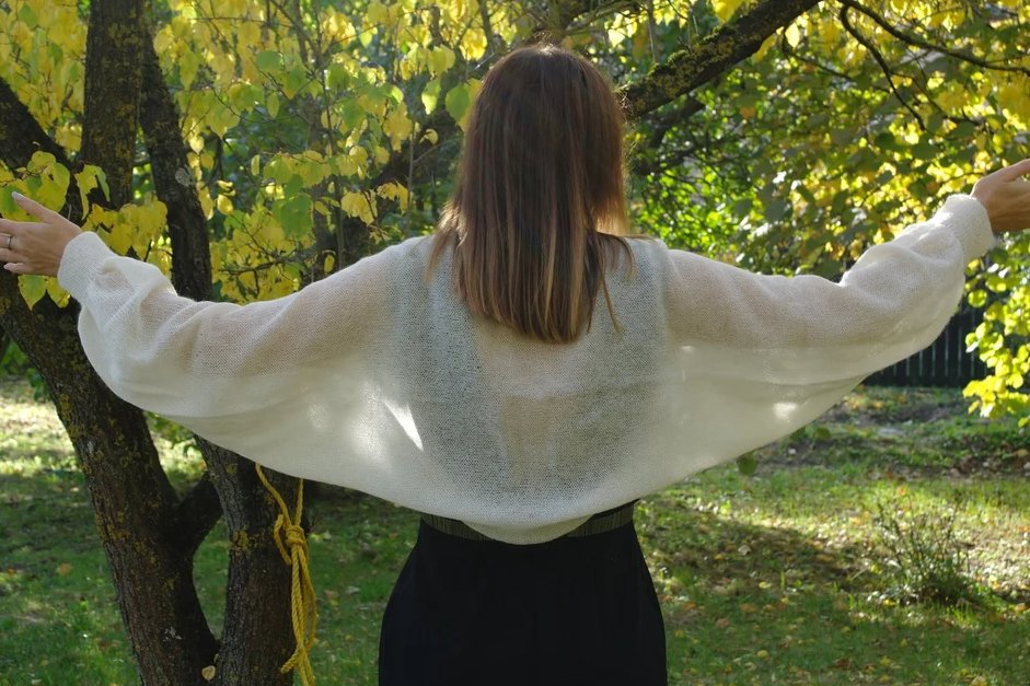 #Bridal #Bolero #Ivory #White #Wedding #jacket #BridalSweater #knit #Dress #CoverUp #mohair #silk #shrug #evening sweater #handmade #oversize #cardigan etsy.me/3uatksg