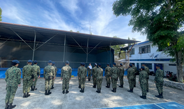 Iligan City Mobile Force Company personnel conducted Police Information and Continuing Education.
#SaBagongPilipinasAngGustongPulisLigtasKa
#ToServeandProtect
#serbisyongcardo
#SerbisyongMayPuso