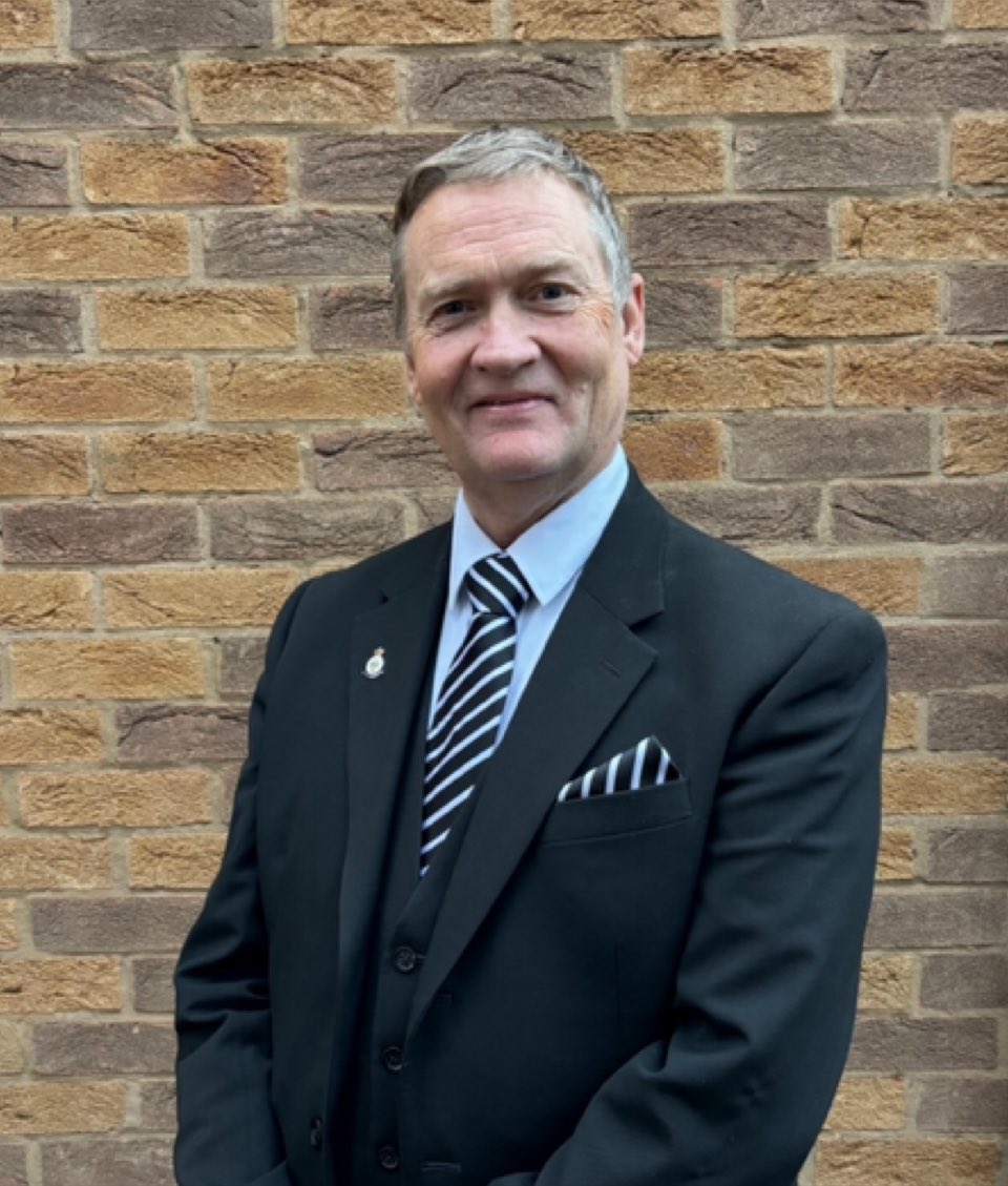 *** Happy Birthday Steve G ***

Today we wish our funeral operative Steve Ron Greenwood a fantastic birthday… Hope you have a lovely long weekend off with your family and friends. 🍻🎂🎁

#birthday #droitwich #worcestershire #team #leerussellfunerals #leerussellfuneraldirectors