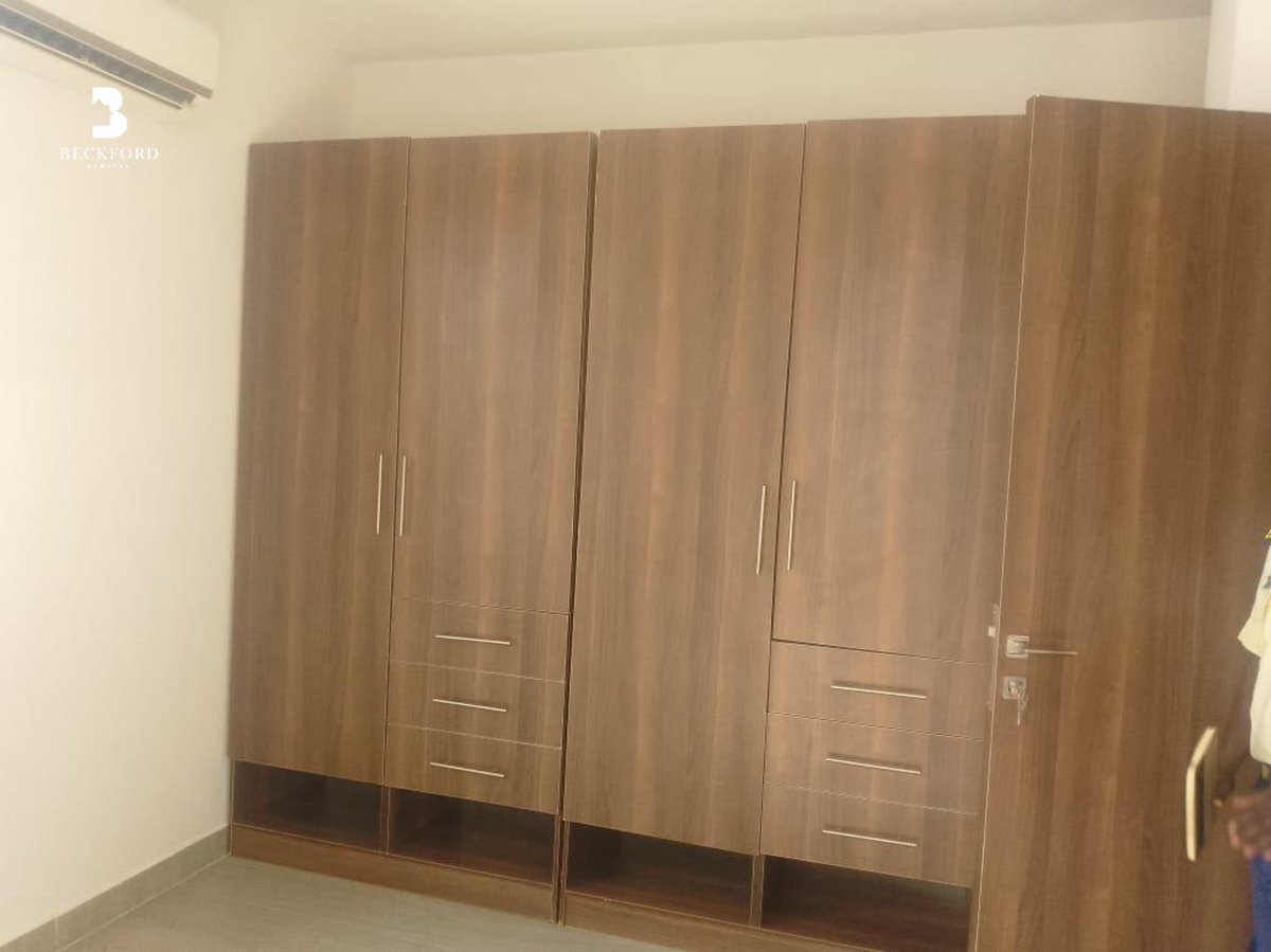 For Lease!!

Well Maintained Service 3 Bedrooms Maisonette, 
Features:
Water Treatment plant,
Ample Car park,
Gas cooker, Oven,
Split Units Air Conditioner's,

#Notcoin Tapswap Peter Obi Wizkid Ice Prince Opay Weird MC 1 USD Seyi Vibez