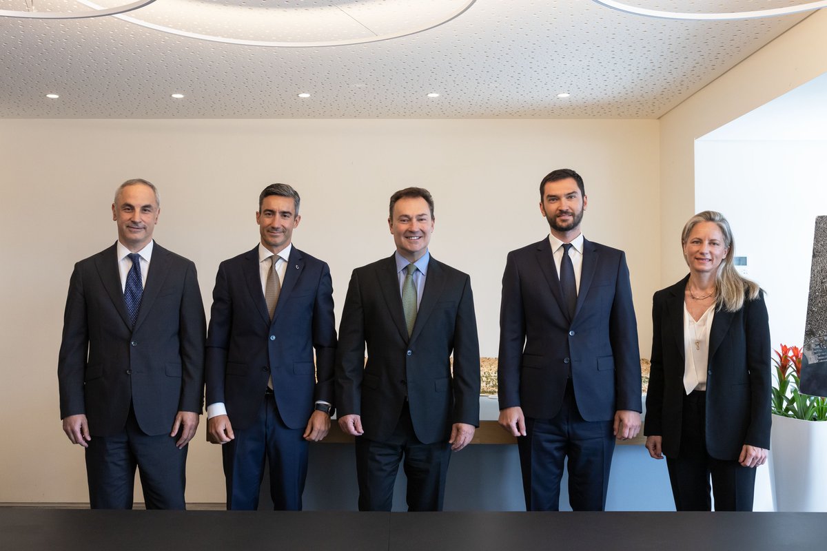 Lamda_Dev's tweet image. H #LAMDADevelopment και τα Εκπαιδευτήρια Κωστέα-Γείτονα προχώρησαν στην υπογραφή Μακροχρόνιας Σύμβαση Μίσθωσης για την ανάπτυξη και λειτουργία ενός σύγχρονου εκπαιδευτικού ιδρύματος πρωτοβάθμιας και δευτεροβάθμιας εκπαίδευσης στο #TheEllinikon.