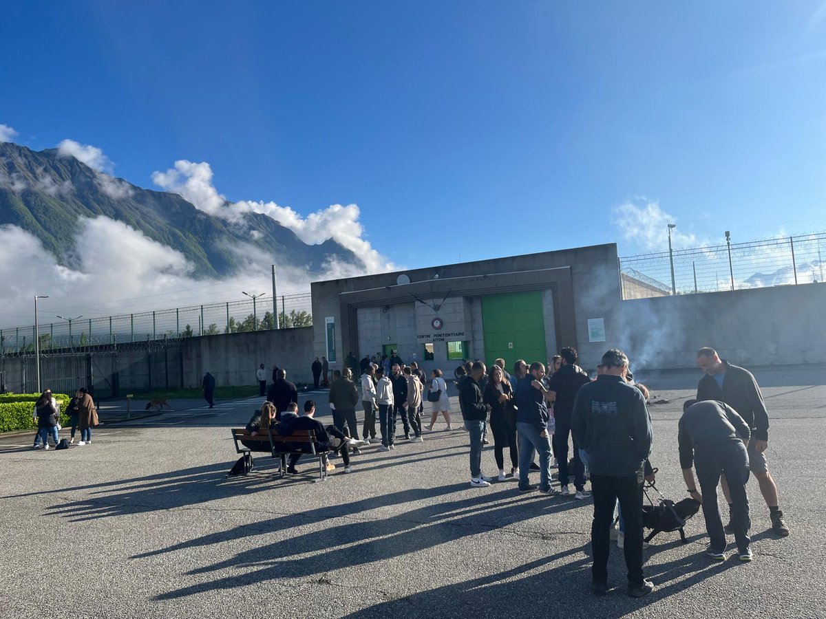 SyndFoJustice's tweet photo. #Fresnes #Casabianda #Aiton #Lille https://t.co/Nhesw1f5KS