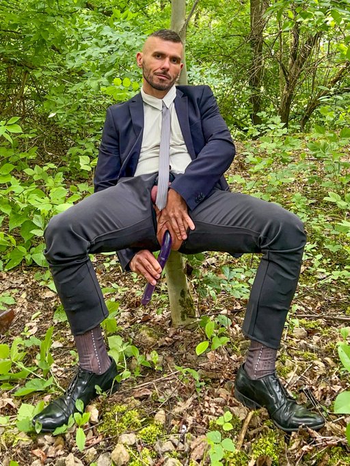 Playing with my male pussy 🍑 outside just after I left the office 👨&zwj;💼 (almost caught by twinks🤪)  @werther1_men<a href="/tag/suitandtie"class="tags"><span>#suitandtie</span></a><a href="/tag/hombres"class="tags"><span>#hombres</span></a><a href="/tag/nakedinpublic"class="tags"><span>#nakedinpublic</span></a><a href="/tag/publicexposure"class="tags"><span>#publicexposure</span></a>