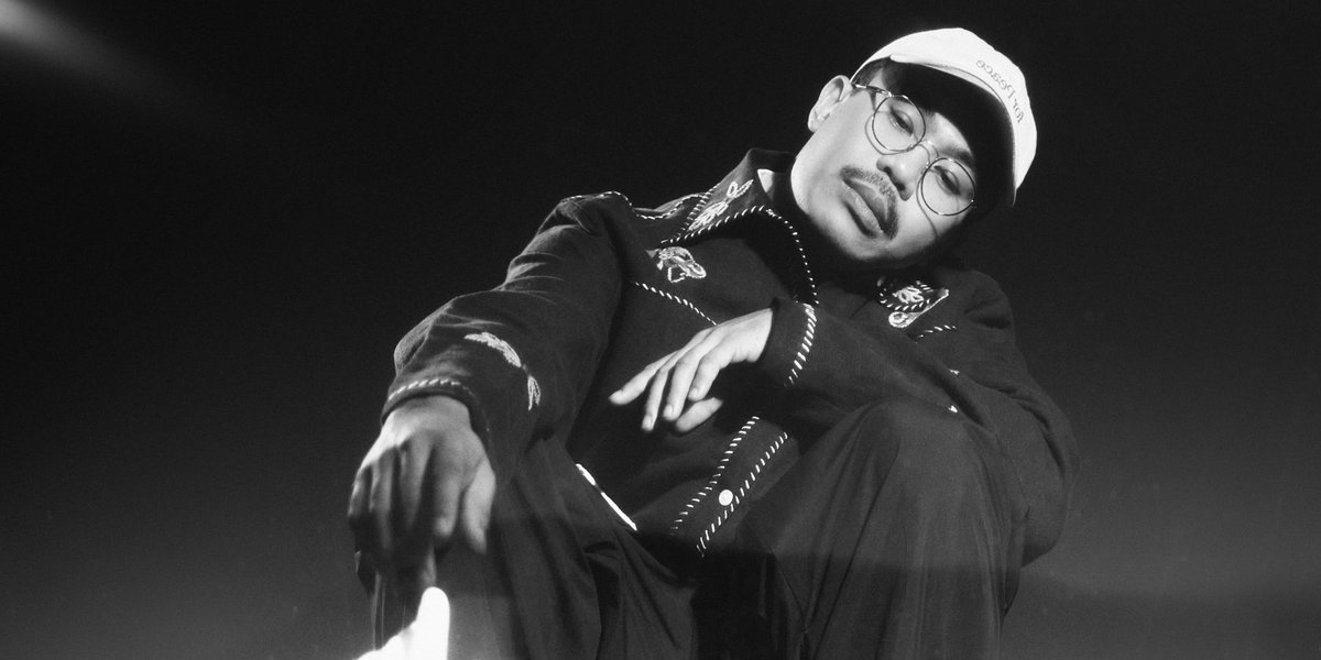 crwn teams up with Nadine Lustre, Jason Dhakal, Jess Connlly, Tala, and more on debut album 'Séance' – listen bandwagon.asia/articles/crwn-…