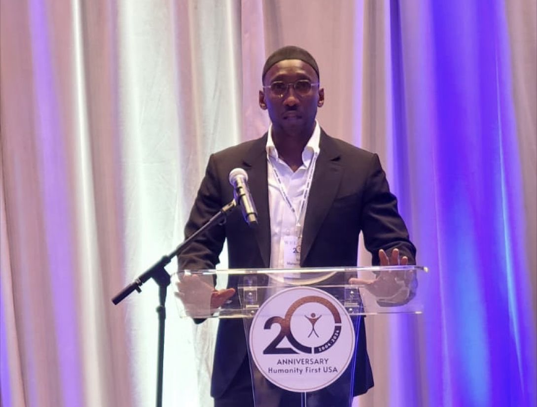 Many distinguished speakers tonight at the #GalaDinner to mark 20 years of service of @HFUSA including Mahershala Ali!