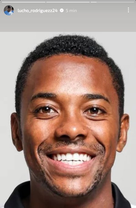 Luciano Rodriguez, jogador do Liverpool-URU, postou essa foto de Robinho em seus storys no Instagram, após derrota pro San Lorenzo, para reclamar da arbitragem do venezuelano Ángel Arteaga. 📷: Divulgação