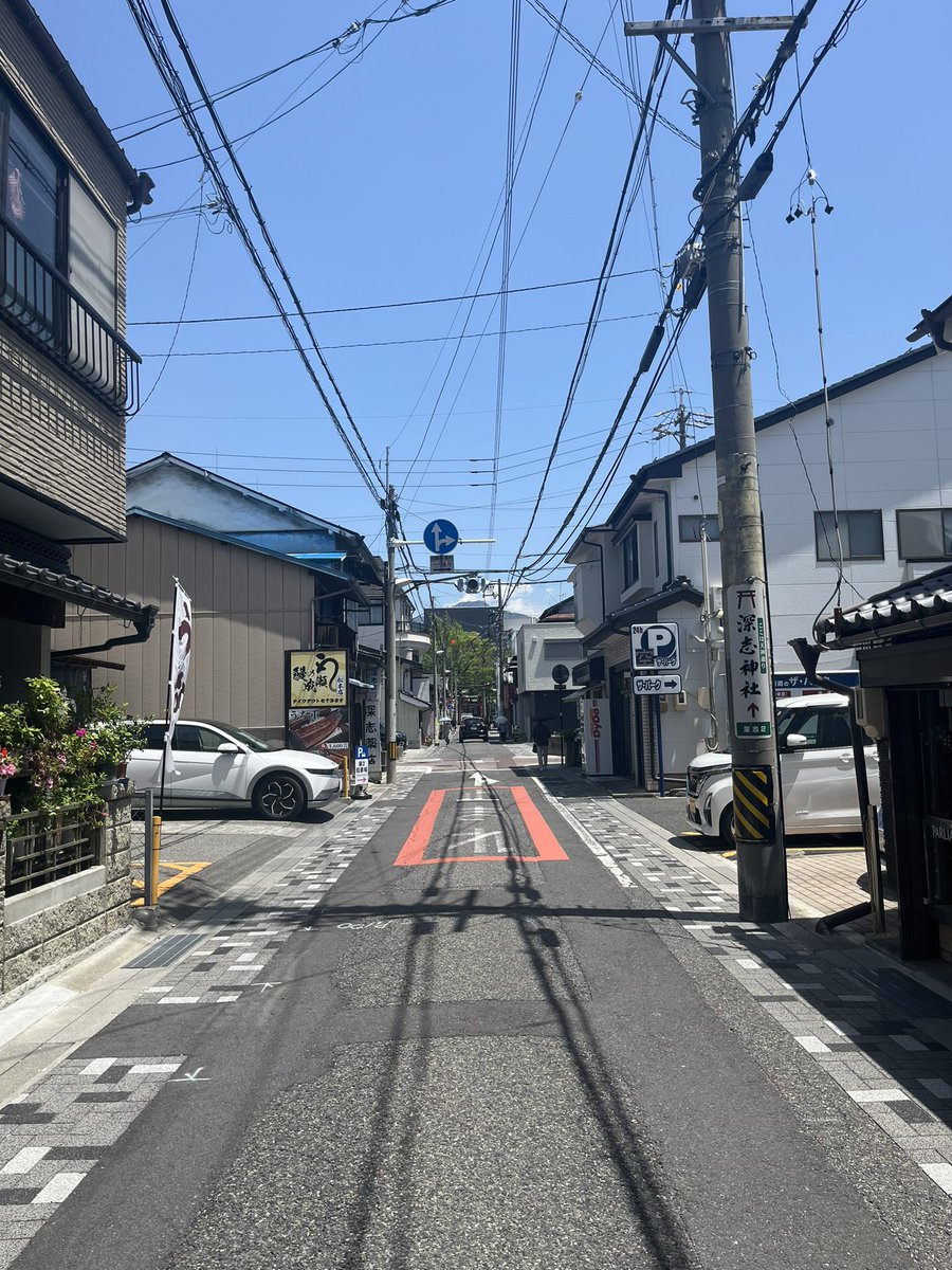 本日は鰻の成瀬 松本店からスタート！
店の前は見ての通り一通
安定の三等立地です笑