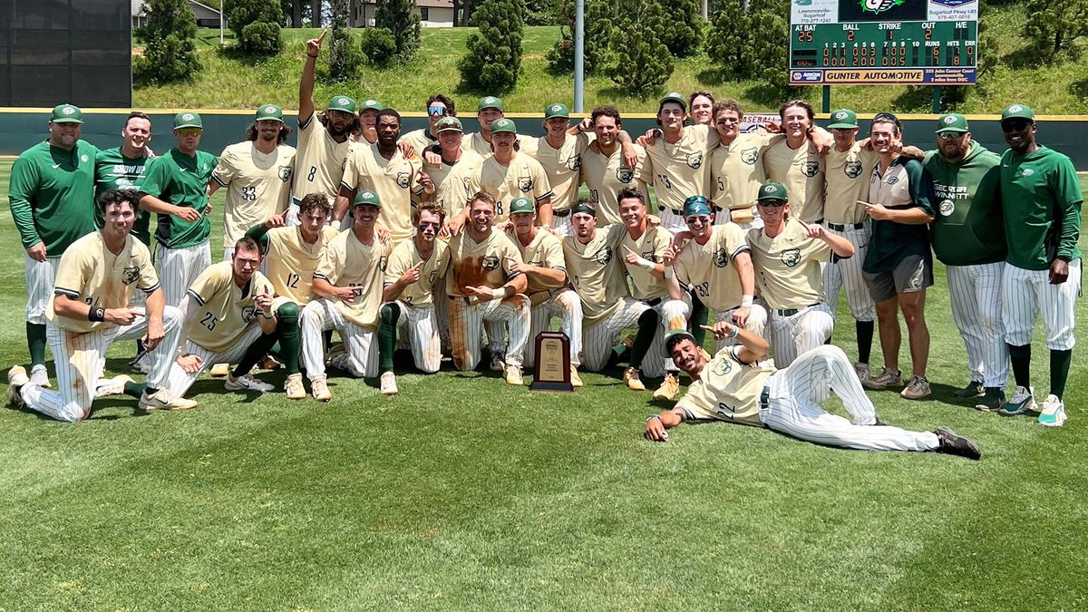 Come-From-Behind Finish Sends Grizzlies to NAIA World Series. GGC scores five runs with two outs in the ninth inning Thursday. 📰 - tinyurl.com/3rh99hds #GGCAthletics | #GrizGangGGC