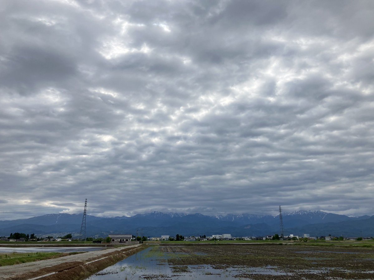 おはメン🦸‍♂️🦸‍♂️
#富山市 は晴れ☀️

ランチタイムはいかがでしょうか🫣

気温の差があるので、体調管理には気をつけて🙌

#立山連峰

#イマソラ
#HERO 

#普通の富山
#企業公式つぶやき部 
#企業公式が毎朝地元の天気を言い合う
#企業公式春のフォロー祭り
#企業公式相互フォロー