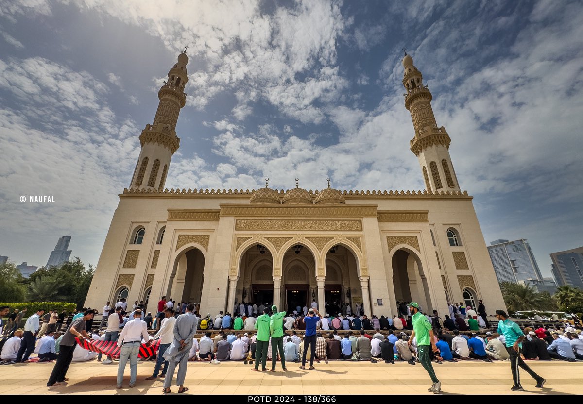 Photo of The Day 2024 - 138/366 (17-May)

#PhotoOfTheDay #POTD #POTD2024 #Photography #May2024 #Friday #Mosque #Masjid #Dubai #UAE