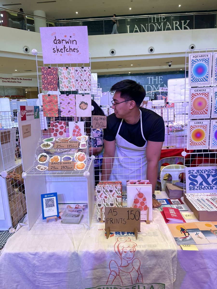 komiket manila bay day 1! come drop by 🧇🫶🏼