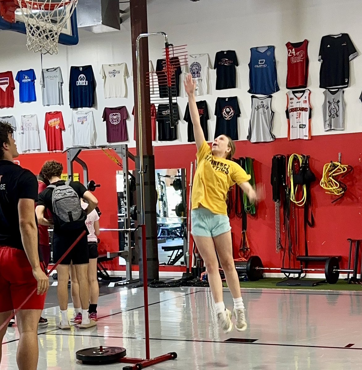 Avery Growney (@agrowney13) on Twitter photo Getting ready for St. Teresa’s volleyball and working on my vertical with <a href="/LGworkouts/">Luther Glover</a>
#volleyballislife
#volleyball
<a href="/PrepDigMO/">Prep Dig Missouri</a> Getting ready for St. Teresa’s volleyball and working on my vertical with <a href="/LGworkouts/">Luther Glover</a>
#volleyballislife
#volleyball
<a href="/PrepDigMO/">Prep Dig Missouri</a>