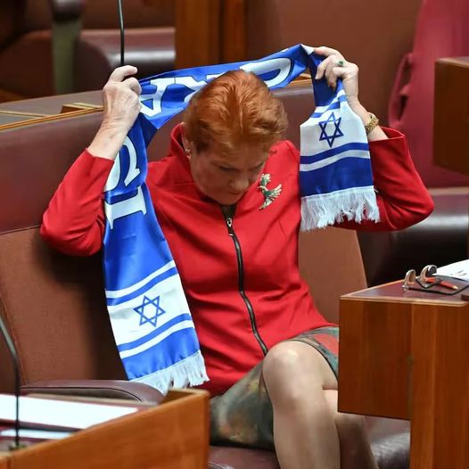 AMAZING! Australian Senator Pauline Hanson stands with Israel, proudly showing her support on the Senate floor. 🇮🇱🇦🇺 h/t @AustralianJA