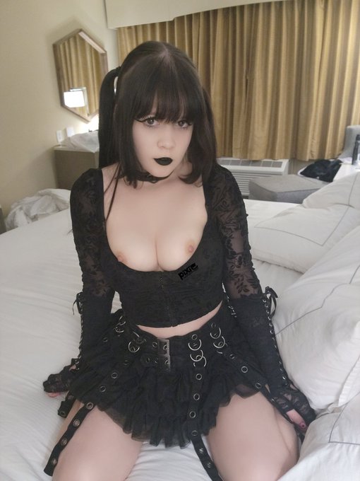 2 pic. your two favorite s*x dolls ;3   check replies ♡ https://t.co/Zd7I27UZx3<a href="/tag/mvsales"class="tags"><span>#mvsales</span></a>