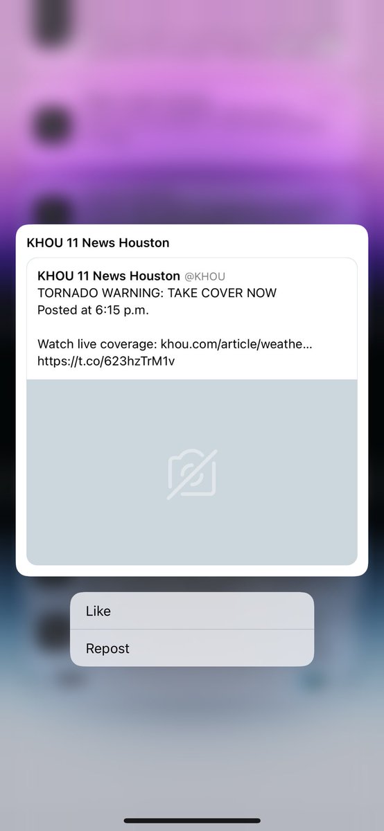 dcmgaaaarcia's tweet image. This tweet made it feel like a movie! 🎥 #houstontornado 🌪️