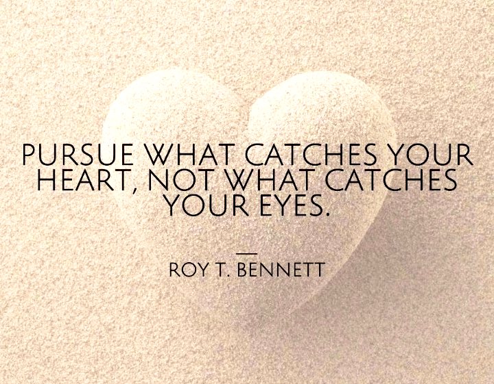 Friday Friendly Reminder…Pursue what catches your heart, not what catches your eye. 🙌🤍 #FridayVibes #fridayfeeling #wisewords