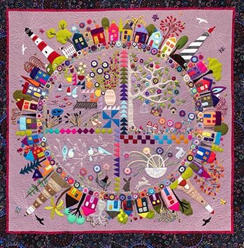 'Round the Garden' by Australian textile artist Wendy Williams, hand appliqued, machine quilted #WomensArt