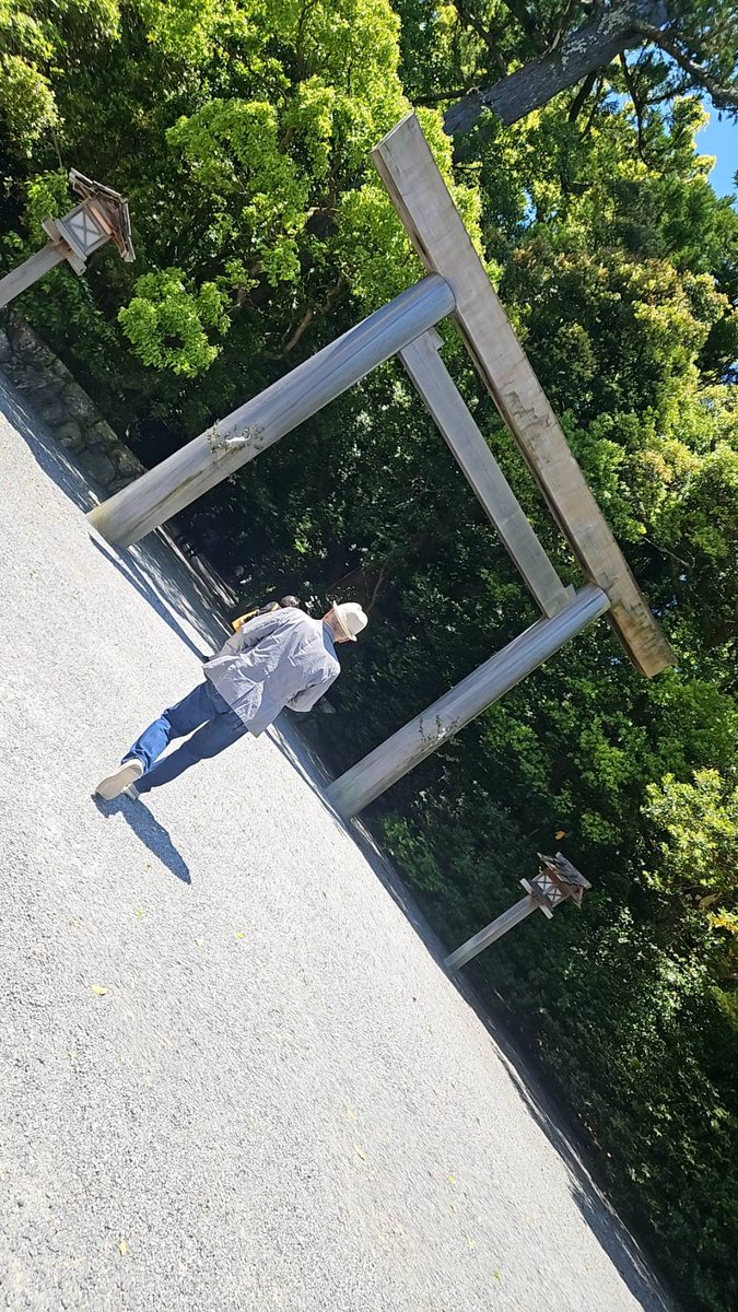 kabachanikeike's tweet photo. 伊勢神宮外宮に参拝
平日だったので参拝者も少なく、ゆっくりとお礼参りができました。 https://t.co/HLDVIc0gaY