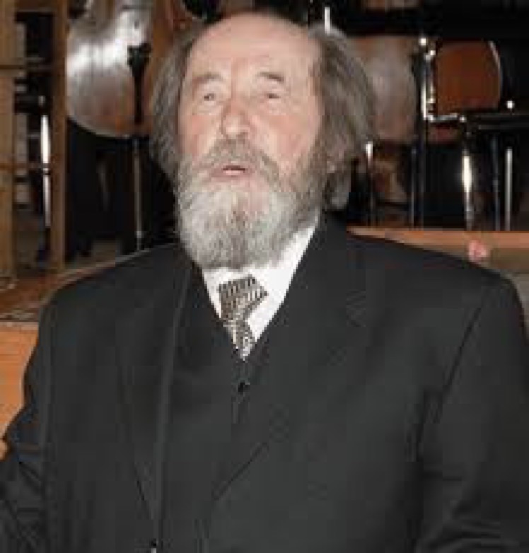17 May 1994. Nobel Prize-winning writter, Alexander Solzhenitsyn, returned to Russia, after being in exile for 2 decades.