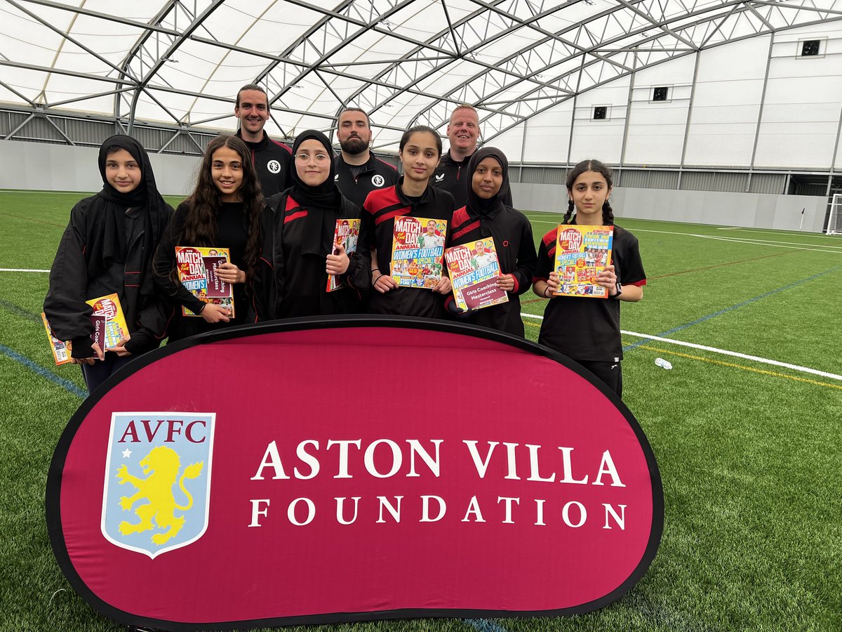 Our students had an incredible experience at the Aston Villa Masterclass! The girls had an amazing time learning about teamwork, respect, unity, and ambition. Truly inspiring to see them grow both on and off the field! @StarAcademies #WeAreStar