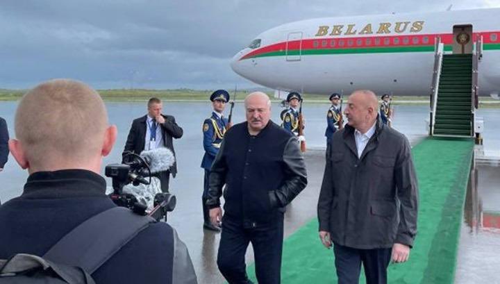On May 17, during a state visit to Azerbaijan,Alexander Lukashenko, along with Ilham Aliyev, visited the Republic of Artsakh, which is currently under occupation. Belarusian media reported that the delegation toured the Varanda region, which was occupied by Azerbaijan in October