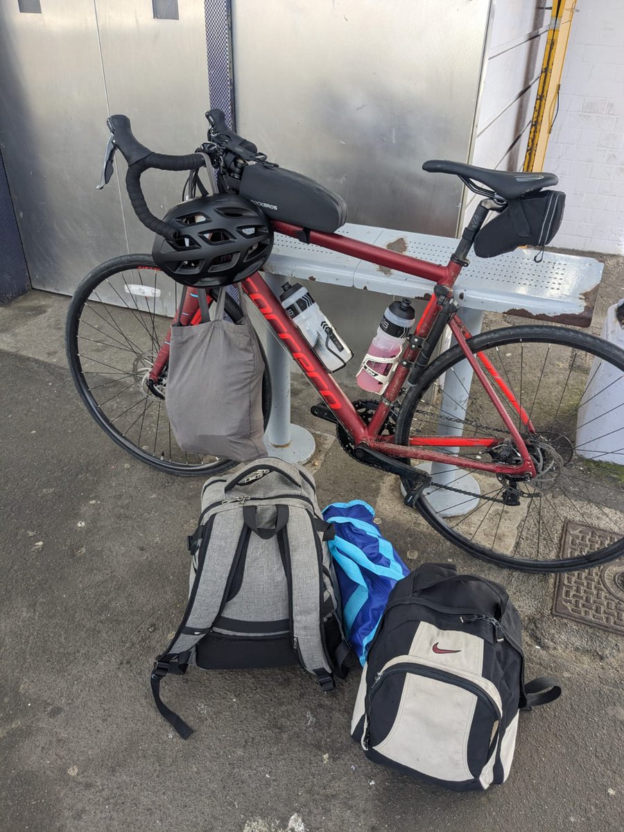 Bicycles at the ready!  The <a href="/DuchenneUK/">Duchenne UK</a> Dash is a go!  Sending our very best to all participants taking part in support of this fantastic charity.  Wishing you a safe ride to Paris.  <a href="/BunzlLockhart/">Lockhart Catering</a> 
justgiving.com/page/tourdebun…