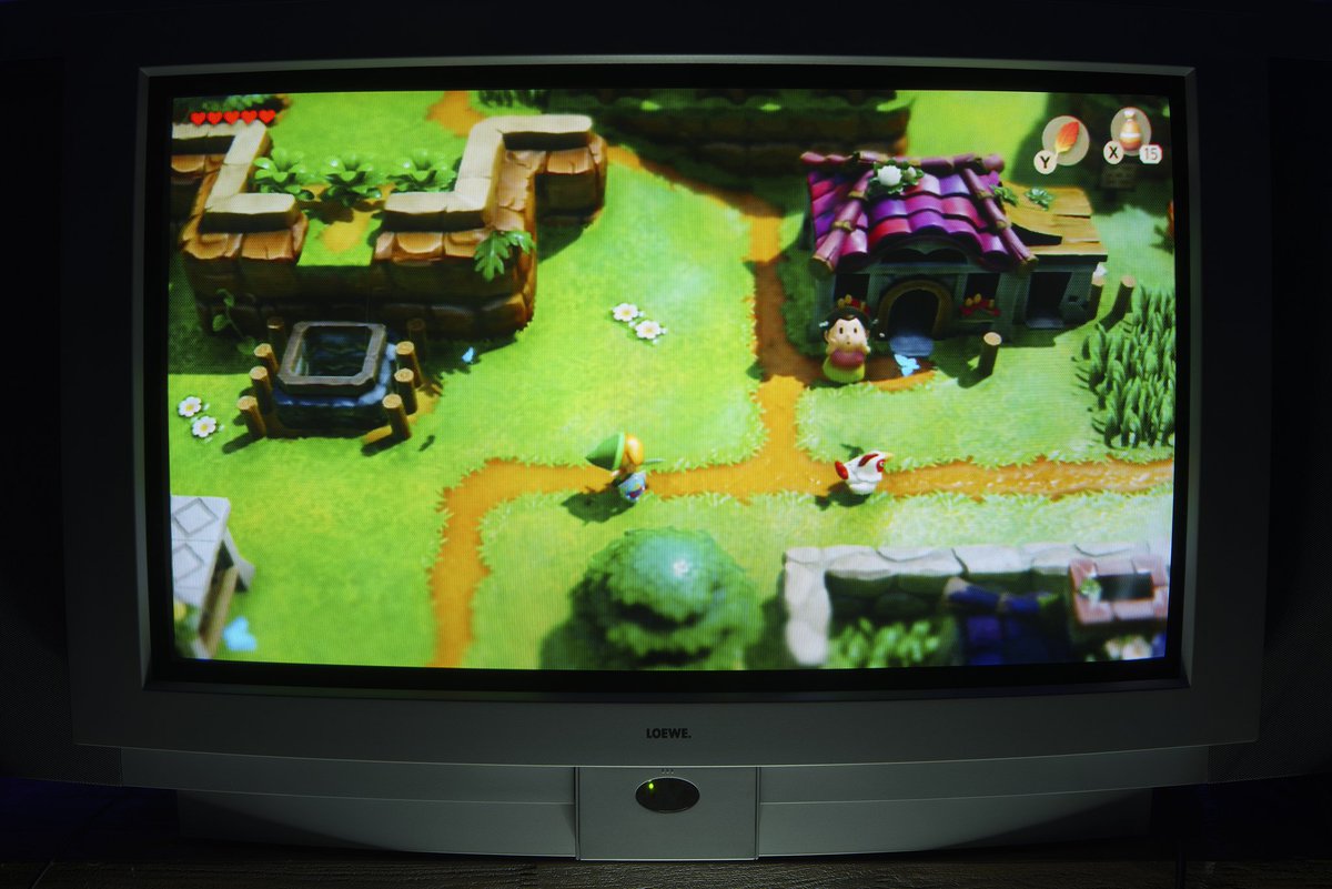 Loewe Aconda CRT tweet media