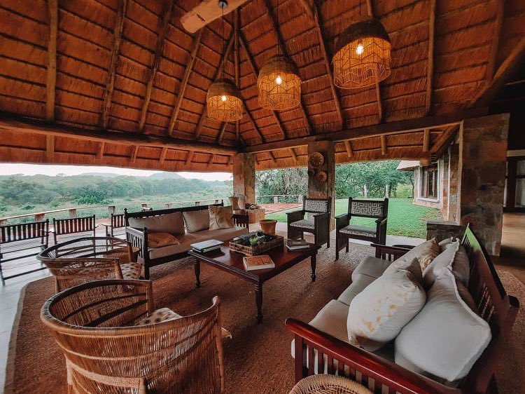 Mokore Safaris located in the untamed wilderness of the world famous Savé Valley Conservancy in the South East Lowveld of Zimbabwe. It is reported to be the largest private wildlife area in the world! For more information visit mokoresafarisafrica.com/home/. #Zimbabwe #Safari
