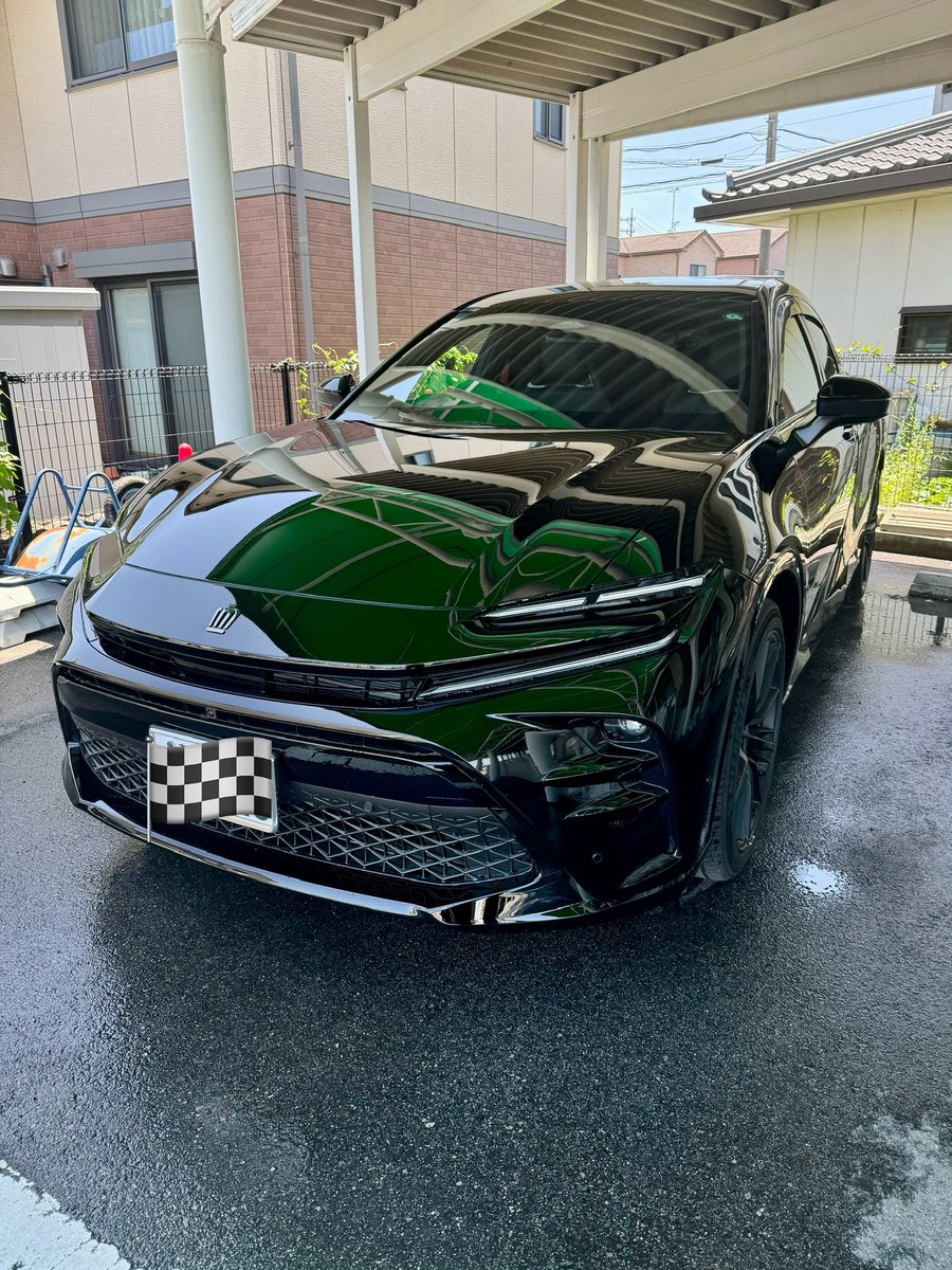 tscom23's tweet photo. 今日はクラスポRS初洗車日和☀️でした✨🚘✨
水洗いのみで軽く水滴を除去した程度に留めました🧽 https://t.co/4BkYuLWhSu