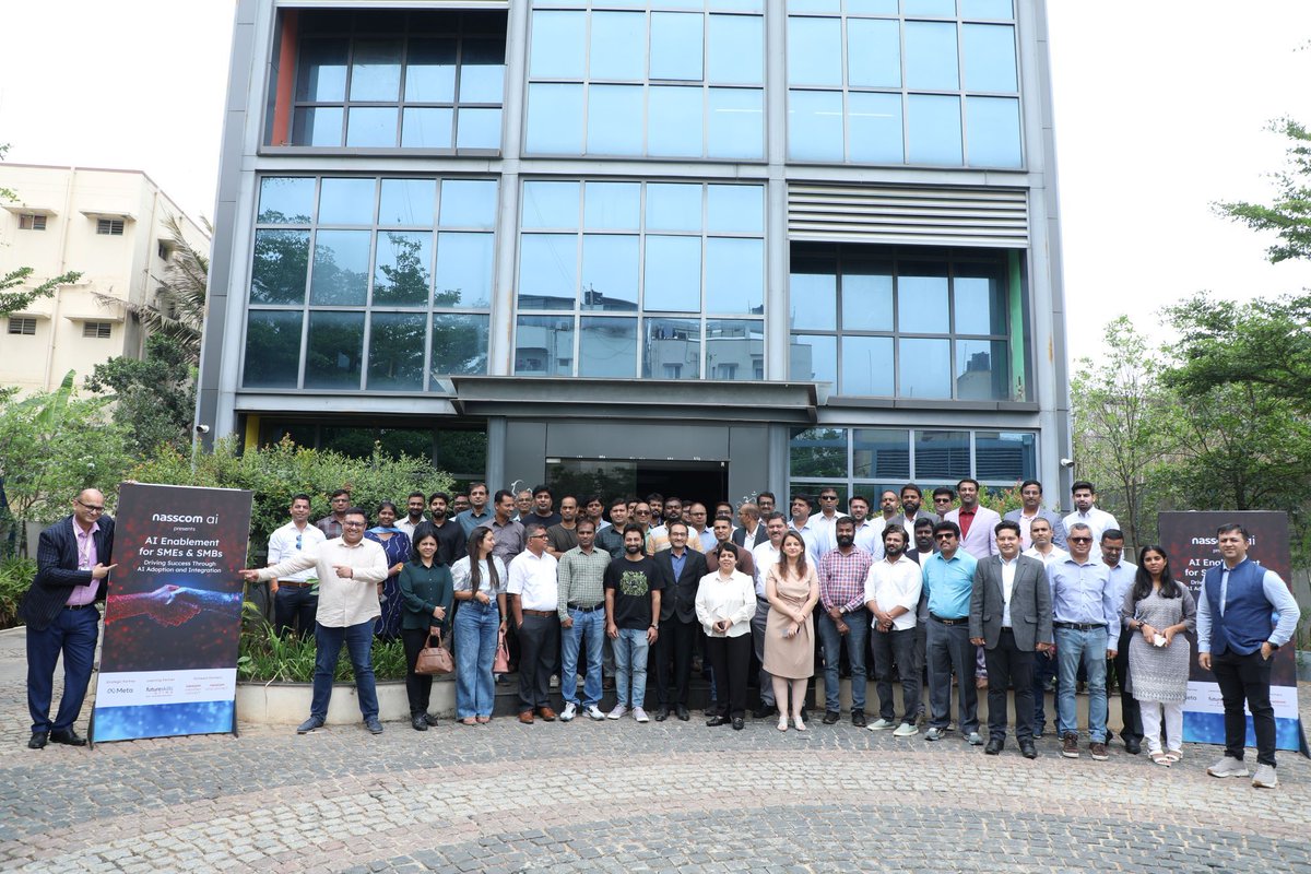 Our Chief Delivery Officer, Aakila Shariff, had the honor of participating in the insightful 'AI Enablement for SMEs and SMBs' program by nasscom ai in Bangalore on May 13, 2024. 

For full post: lnkd.in/gWghXQYM

#TechInnovation #DiversityInTech #AI #WomenInTech