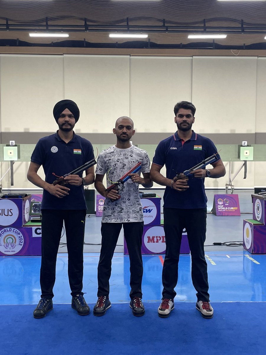 OST T3 update:

Naveen (centre) wins the 2nd final of the day. His 246.8 in the 10M Air Pistol 🔫 OST T3 final is 0.5 above the world record🔥 Sarabjot Singh (left) 2nd, Arjun Cheema (right) 3rd. Congratulations!🎉🎊🇮🇳

#OlympicSelectionTrials #Road2Paris #IndianShooting