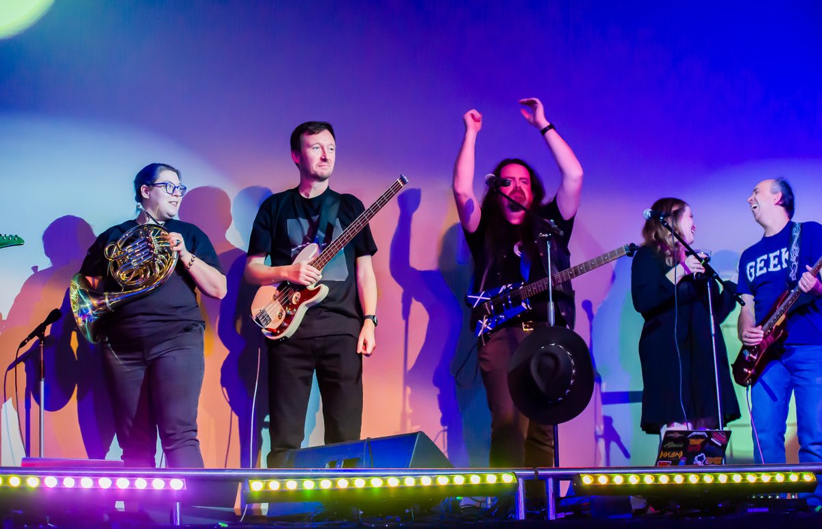 BuildStuffConf's tweet image. 🎶 Let&apos;s get this party started! 🥳 #BuildStuffConf is back with a bang, bringing you the ultimate developer afterparty! #PartyTime #DevelopersRock
🎟️ Don&apos;t miss out on the fun, grab your tickets now: bit.ly/3lNdRcQ