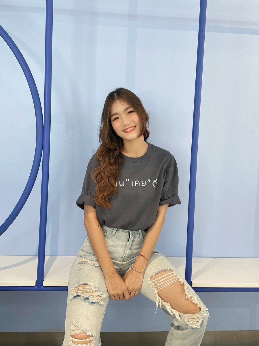 ssxndii_39's tweet image. วันสุดท้าย‼️ สำหรับ[Pre-Order] คน “เคย” ดี T-Shirt Collection
เปิดรับถึงแค่ วันนี้ เวลา 18.00 น. เท่านั้น!
✨ พิเศษ สำหรับรอบ Pre-Oder นี้ จะได้รับถุงผ้าน้อยสุดน่ารัก ที่ทำเองโดย กันจี้ ✨

พรีออเดอร์ได้ที่
▶️ forms.gle/8zGazJ7TFZTVb5…

รีบสั่งรีบจับจองกันได้เล้ยย

#GPStrackingyou