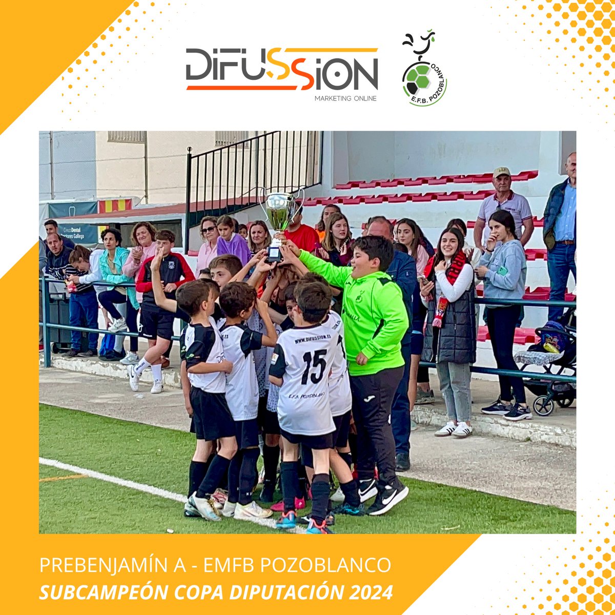 ⚽🏆 Termina la temporada para este pedazo de equipo, el Difussion Prebenjamín A de la Escuela Fútbol Base Pozoblanco, que ayer se proclamó subcampeón de la Copa Diputación (Pedroches y Guadiato). También finalizó subcampeón de liga. ¡Vaya temporadón que han realizado! 🙌