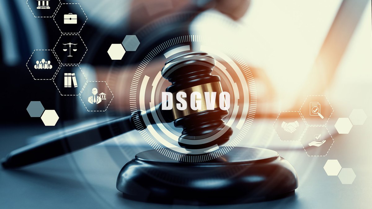 Die Datenschutzgrundverordnung (DSGVO) bleibt ein komplexes Thema. Im Beitrag wird untersucht, was aus den erwarteten Abmahn- und Bußgeldwellen geworden ist und wie sich das Haftungsrisiko für Manager durch die DSGVO erhöht hat. ➡️ tinyurl.com/22u5cpnn #law #insurance #VSMA