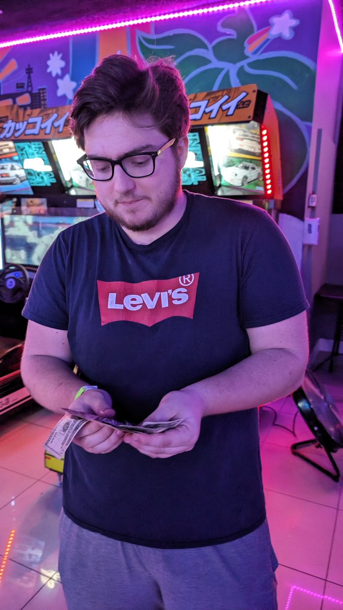 ElTrainSSBU's tweet image. Super happy with how @neondreamscafe turned out tonight. It will make players across Tampa/Pinellas/SRQ feel at home. Details to follow. 

Huge thanks to everyone who helped scope it out and especially Kazi, @swag_poobii, @DocMocSSB, and @Phuzix for the coordinates efforts.